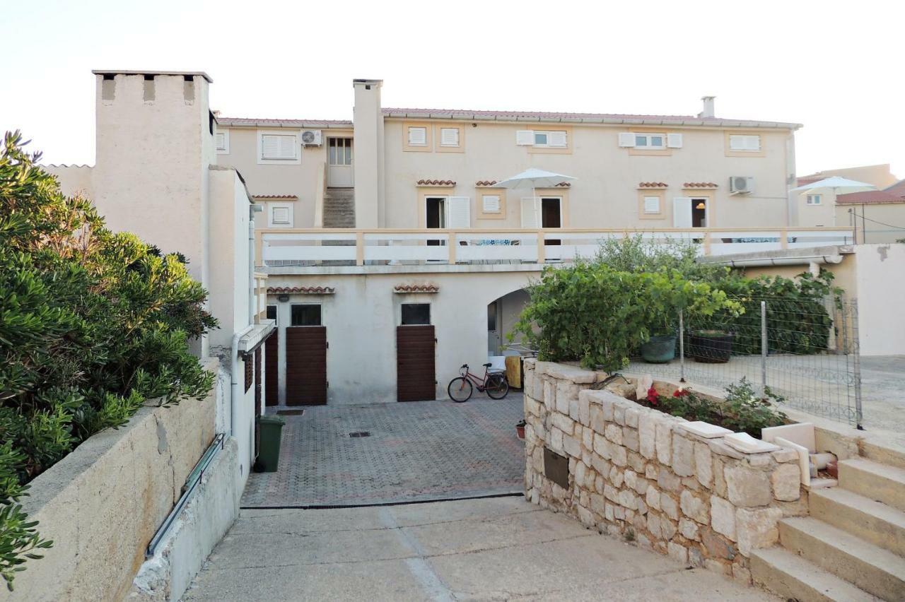 Apartments Jelena พาก ภายนอก รูปภาพ